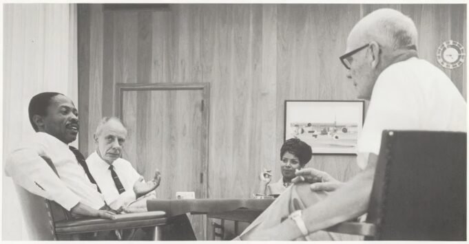 The Godfather of Silicon Valley – Roy Clay Sr.’s Unstoppable Journey Roy Clay SR