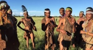 The San Bushmen – The Tribesmen and Their 25-Year Land Fight San Bushmen